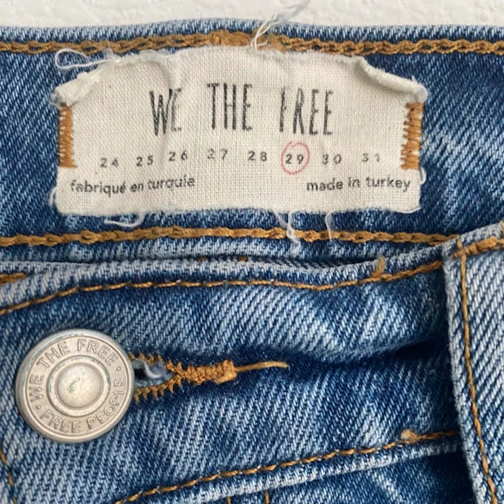 We The Free Ripped Distressed Raw Hem Denim Jeans 29
